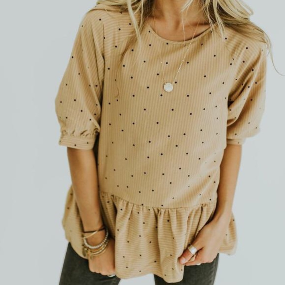 NWOT Roolee Mustard Robin Detail Puplum